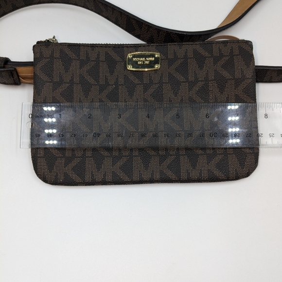 Michael Kors Fanny Pack Belt Bag - Picture 7 of 7